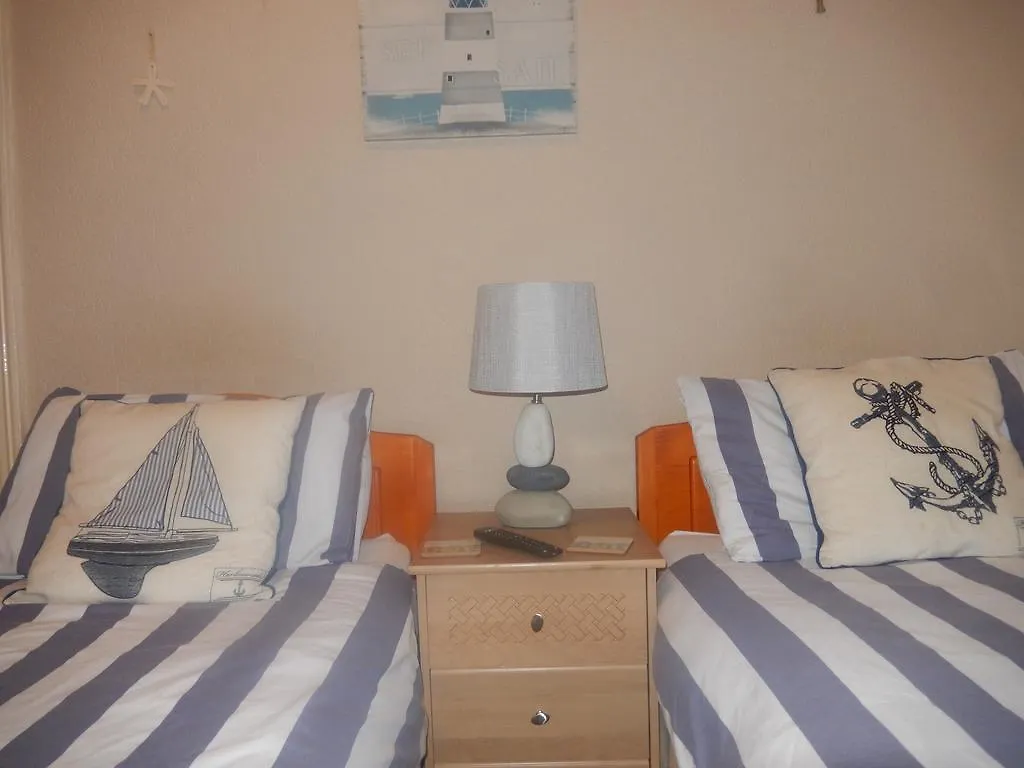 Etherleigh Guest House Bridlington 3*,